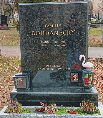 Das Grab am Meidlinger Friedhof 2025 Schani Breitwiesers Grab